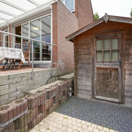 Вилла Terraced House In Kerkrade With A Garden Экстерьер фото